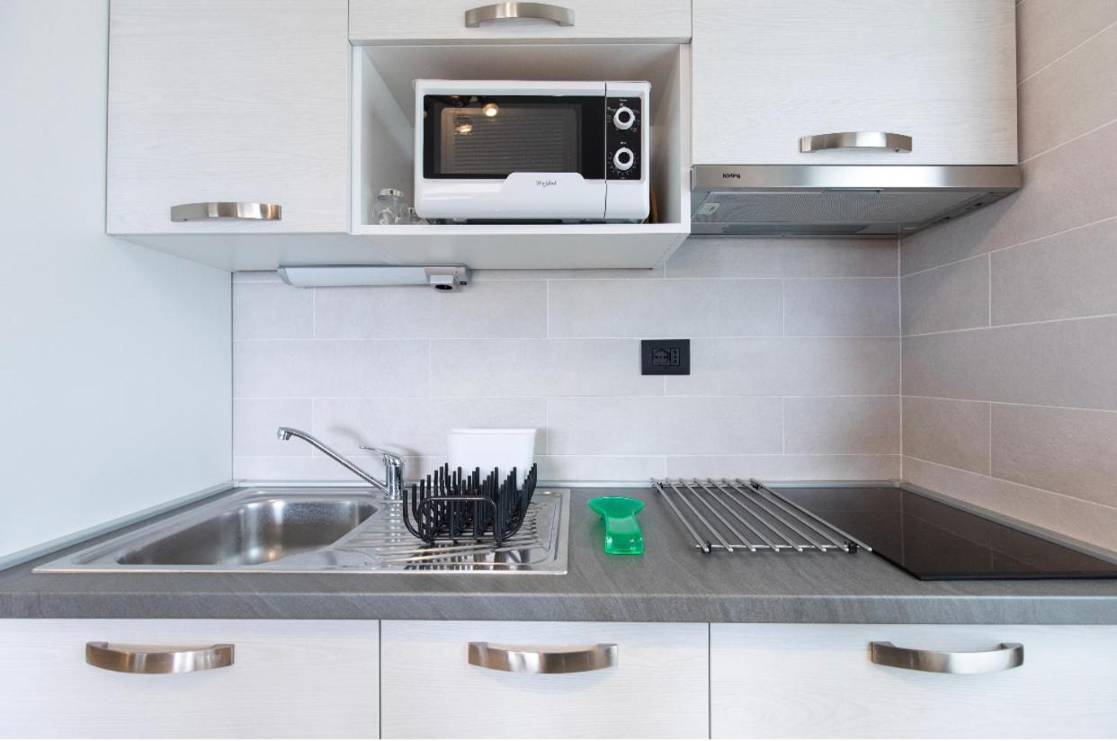 Residence4A-Appartamento Bianco ラヴニ エクステリア 写真