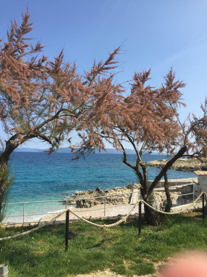 Residence4A-Appartamento Bianco ラヴニ エクステリア 写真